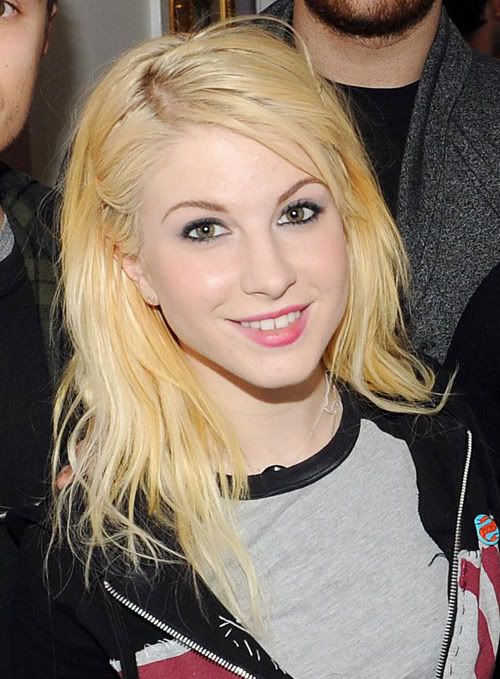 hayley williams paramore blonde. hayley williams 2011 hair.