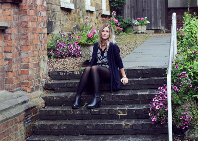outfit photo playsuit steps