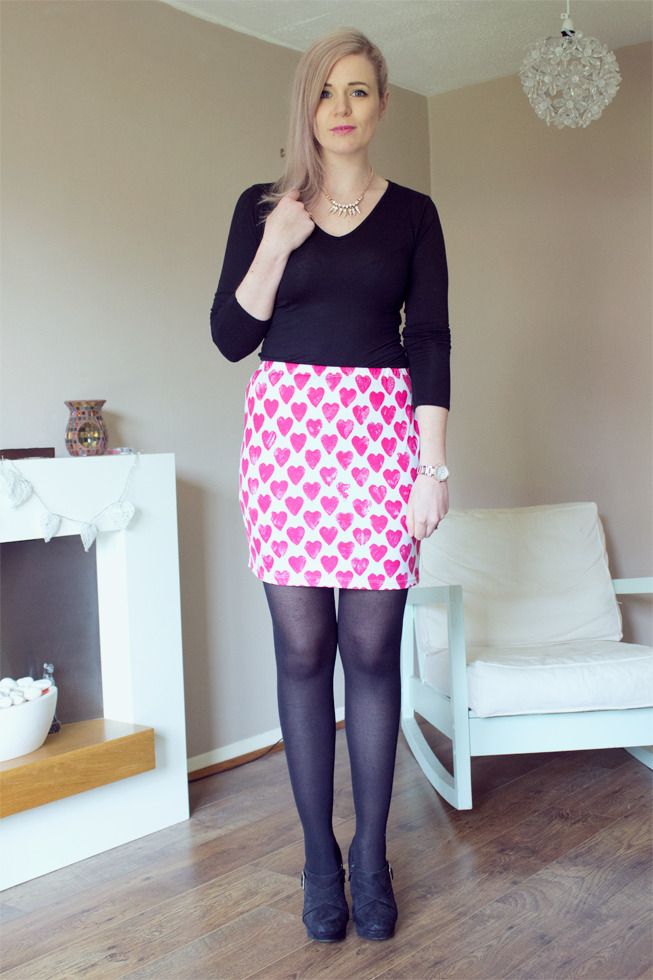 heart print skirt