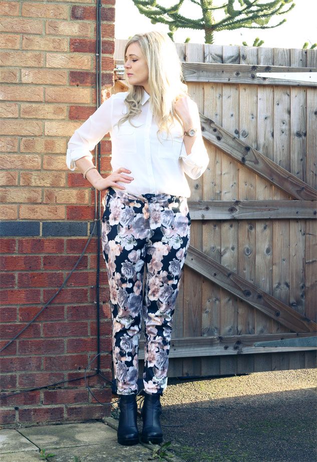 printed trousers