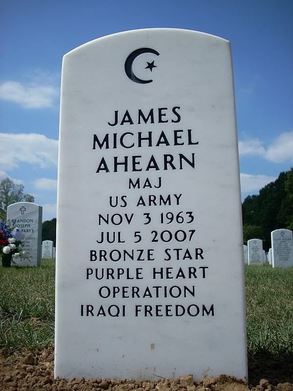 jmahearn-gravesite-photo-september-2007-001.jpg