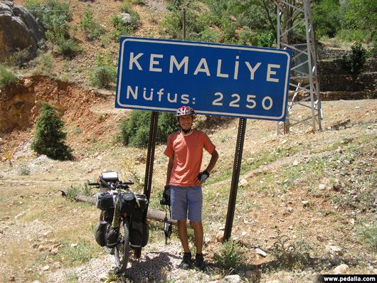 Batı Erzincan Kemaliye girişi ve ben,
