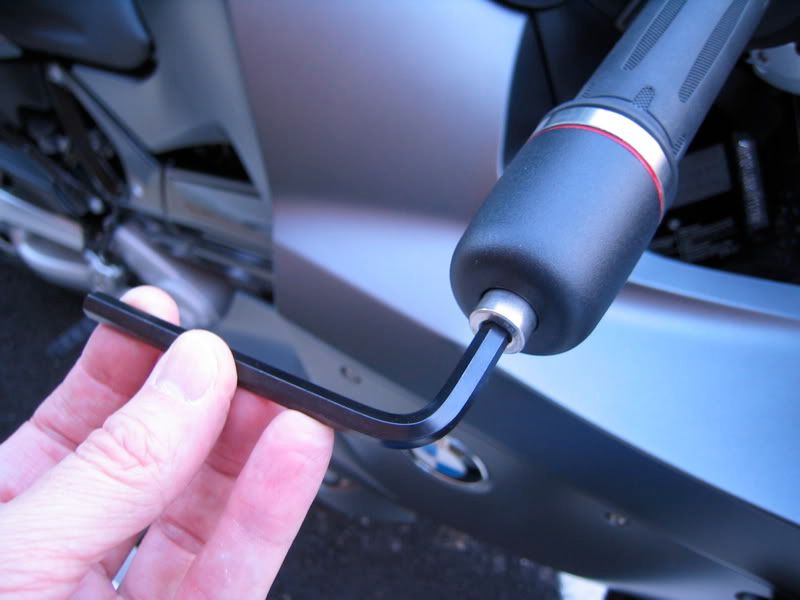 Install a Throttlemeister BMW F800 Forum