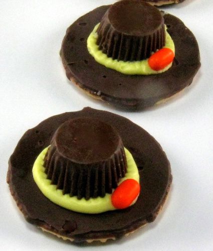 One Perfect Bite: Pilgrim Hat Cookies for Kids by Kids